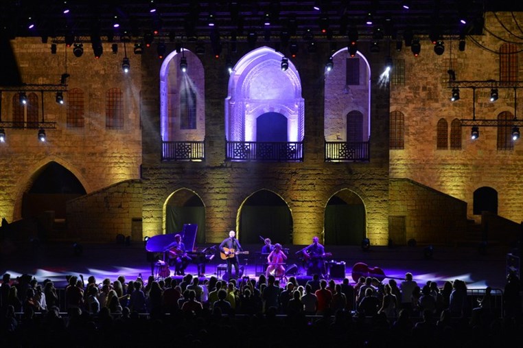 David gray at Beiteddine Festival